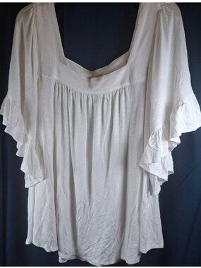 Stella + Ginger 3X Ivory Blouse Ruffled Sleeve Lightweight Top